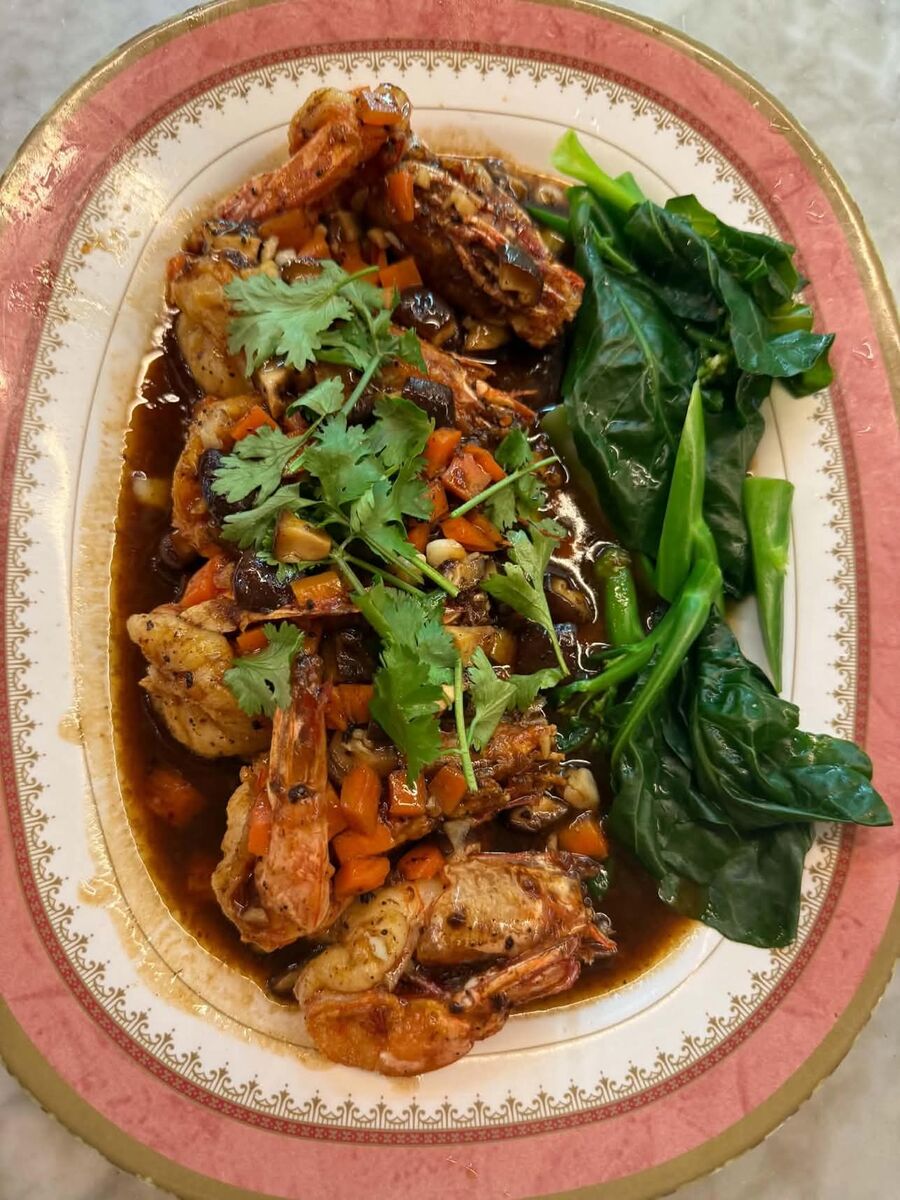 อาหารไทยผัดผักของร้าน